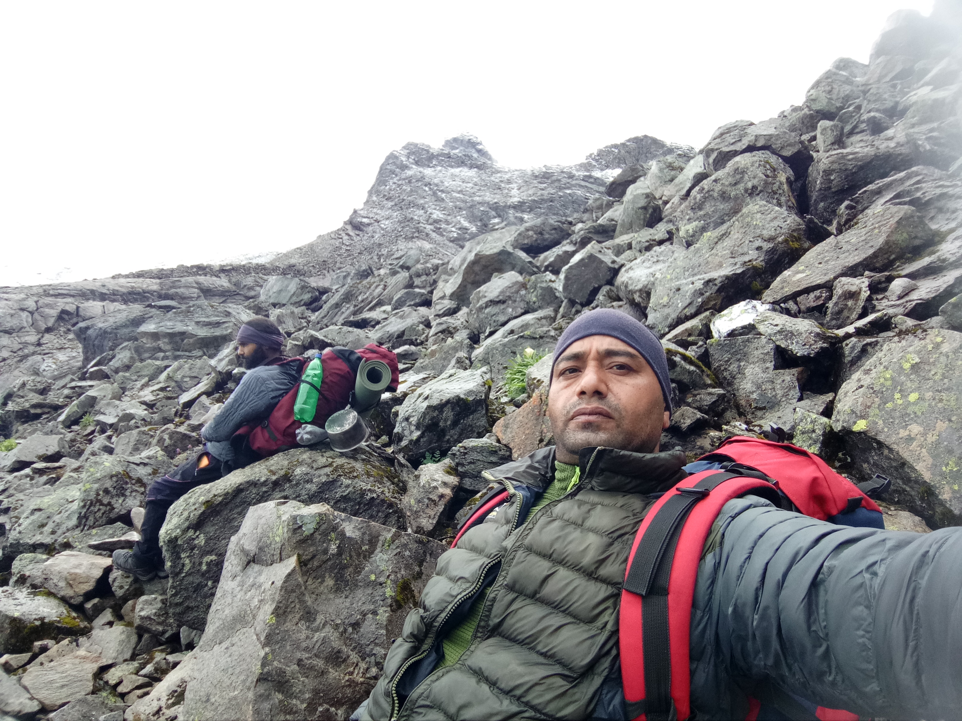 Ascending to Kunkhul pass