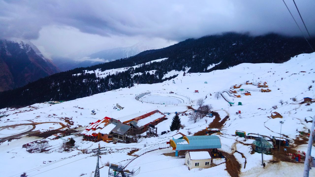 Auli ski resort during winters